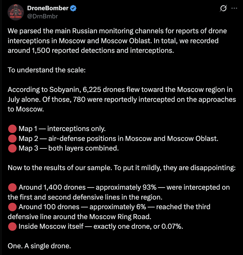 Skjermbilde fra DroneBomber med analyse av rundt 1.500 rapporterte droneobservasjoner og avskjæringer i Moskva og Moskva-regionen.